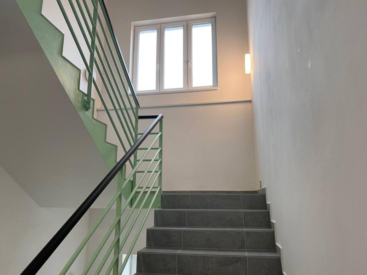 Hradec KrálovéPerla Hradce 101アパートメント エクステリア 写真
